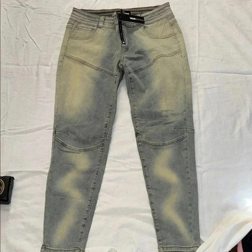 NWT fashion Nova skinny Jeans